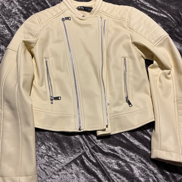 Zara Jackets & Blazers - Zara Faux Leather Utility Jacket